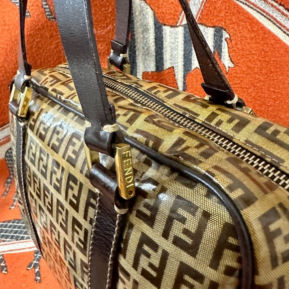 FENDI ❤️🌟 FF MONOGRAM COATED CANVAS BOSTON BAG ⭐️ - Picture 2 of 7